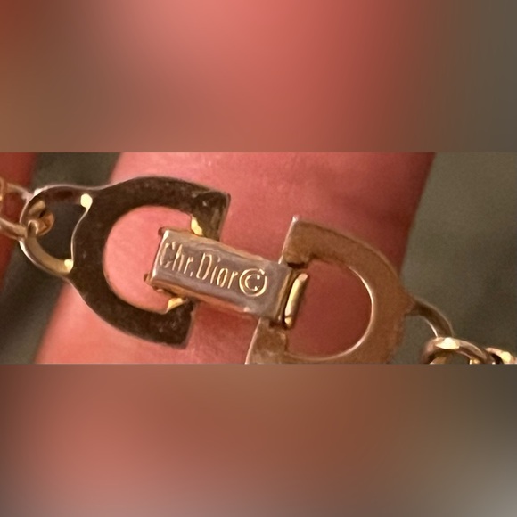 Christin Dior Necklace 🤩 - Picture 4 of 4